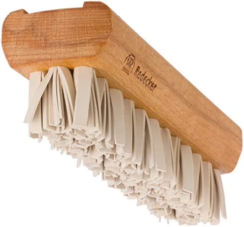 Sales REDECKER Natural Lint Brush with Oiled Beechwood, 7-1/4 inches, Easy  to Clean Rubber Bristles Effectively Attract and Trap Hair, Made in Germany  2023 at Special Price